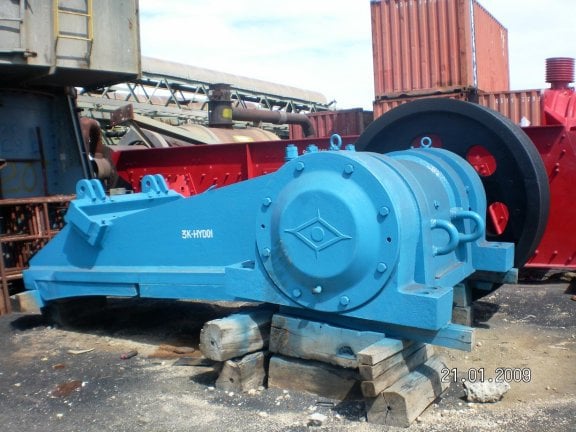 54" x 42" Kobe Steel/Allis Chalmers, single toggle, Carbon Steel, 52" width corrugated jaw plate, 51" swing - Image 3