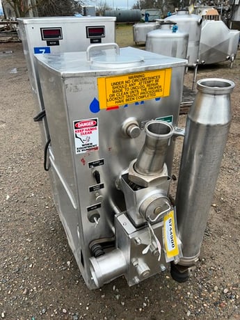 APV Crepaco #S430, Fruit Feeder, Stainless Steel, 16" x 17" x 16" deep hopper, 4" diameter x 20" L bottom - Image 1
