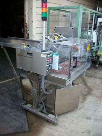 MGS #IPP-190D, Intermittent Pick ' N Place Machine, feeder, 70 cycles/min. vertical & 60 cycles/min. - Image 1