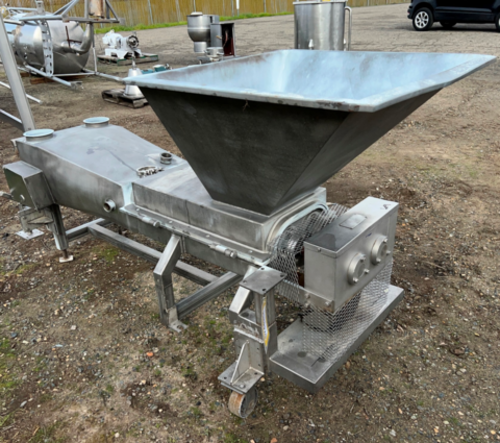 Stainless Steel Fabrication Company Steel Fabrication Company #700, Dual-Auger Feeder w/Hopper, 30" x 30" x - Image 3