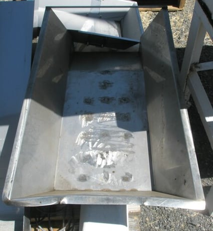 Vibratory Feeder, 12" width x 21" L flat section, 12" width x 9" L declined discharge, 7" H flared sidewalls - Image 1