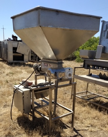 Ghazarian Welding, Semi-Automatic Auger Filler, 48" x 36" x 8" straight side feed hopper, 3" diameter x 36" L - Image 2