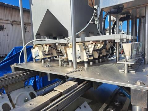 Eriez #N4X-8FT-2D/115, Bag Filler, Stainless Steel dry filler, 8 Head, 115 V - Image 6
