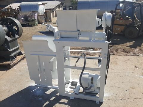 Stoker #DXVP, Filler/Packer, 23" x 14" x 12" deep agitated hopper, 3" diameter Screw discharge, 5 HP, 1800 - Image 2