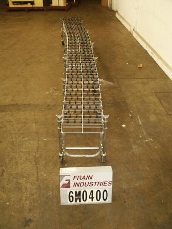 18" wide x 25' long, Accordian style roller conveyor, expandable from 65" to 25' long, 5/8" wide rollers - Image 2