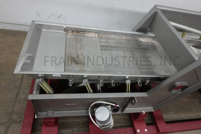 36" wide x 16' long, Commercial Mfg Commercial Manufacturing, vibratory, separation, sizing & feed conveyor - Image 2