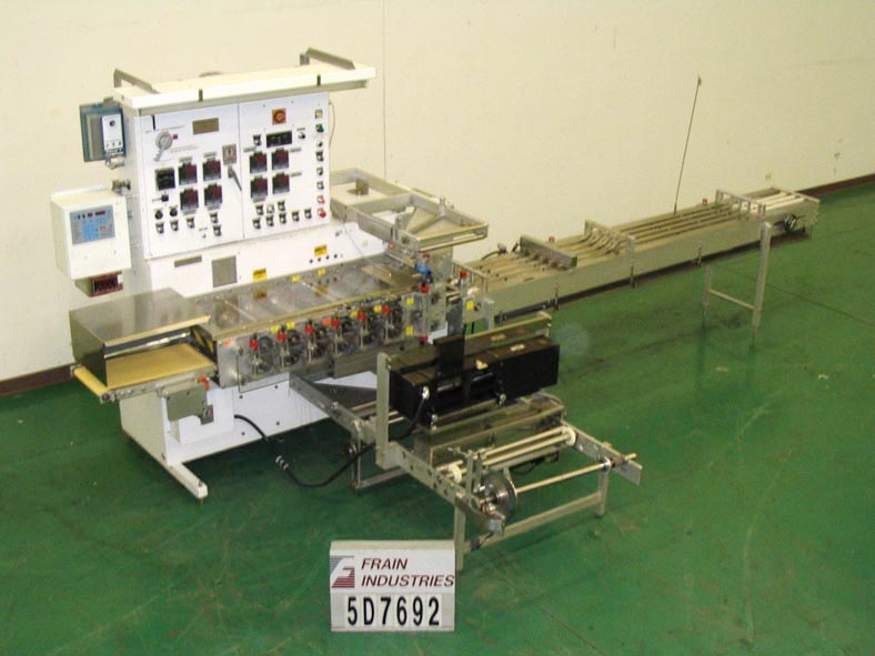 Circle #H12MX4S-11A, fully automatic, left to right, 4-sided seal, continuous rotary motion, horizontal form - Image 1
