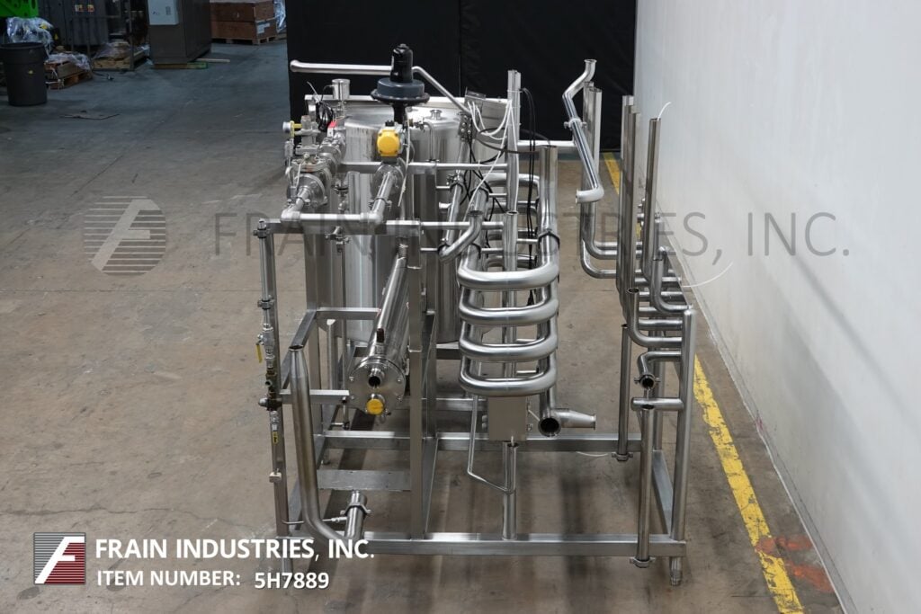 Mixing tank and heat exchange system, 250 gallon, 150 psi, system mounted on Stainless Steel frame - Image 4