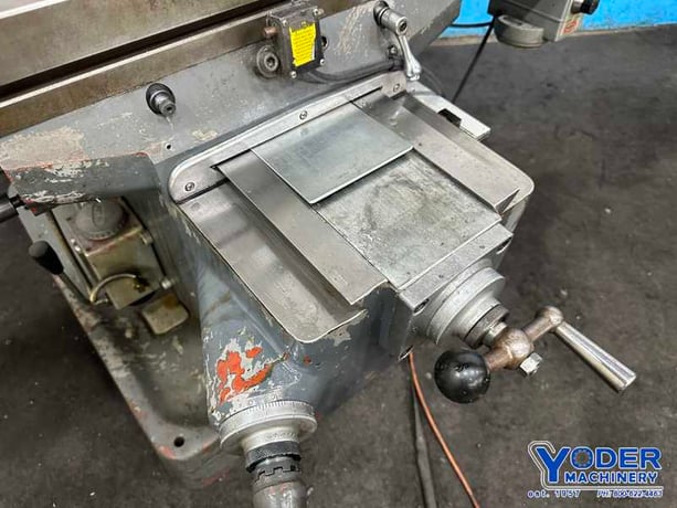 Atlas / Clausing #2VSO8, ram type vertical mill, 9" x49" table, 2 HP, digital read out, one shot lube, #77243 - Image 2