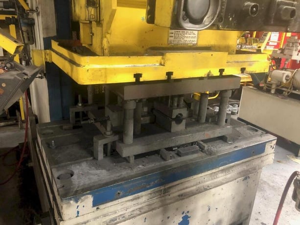 150 Ton, Niagara #E150, OBI press, 6" stroke, 20.5" Shut Height, 6" ram adj., 50" x30"bed, 40 SPM, air clutch - Image 4