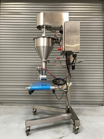 Unifiller #Mini-Depositor, Piston Filler, for dough depositing and extruding, currentry set w/1" die for - Image 3