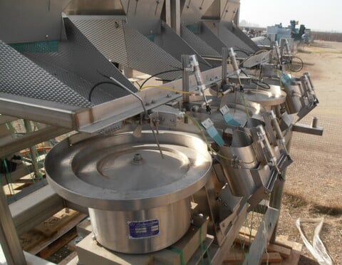 Action Pac, Weigh Filler & Sorter, Stainless Steel, (4) 18" diameter Weigh scale dimpled buckets - Image 2