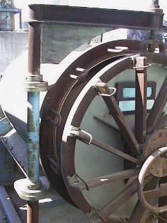 300 sq.ft. Hercules #300, Pressure Leaf Filter, 36" diameter Vessel, (20) vertical leaves, 23 cu.ft. cake - Image 1