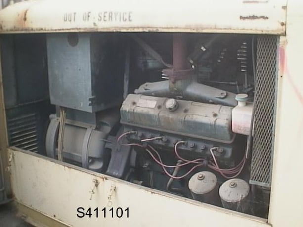 100 KW Roilien #H884U, Propane Generator, 240 V, 300 Amps, 625 hours - Image 2