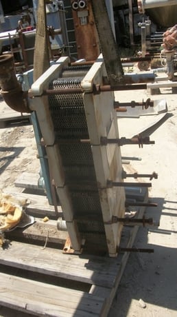 30 sq.ft., Tranter, PF15, plate heat exchangers, (37) 9-3/4" x 28" S/S plates, 2" inlet/outlet, 150 psi @ - Image 3