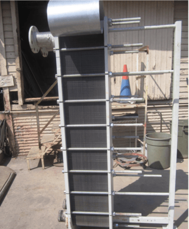 500 sq.ft., Polaris, S64G129, plate type heat exchanger, (64) 15" x 76" S/S plates, 150 psi @ 280°F - Image 1