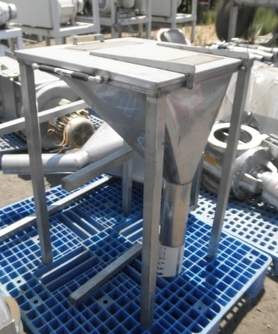 5 cu.ft. Hopper, Stainless Steel, 24" width x 24" L x 14" deep, 12" long discharge pipe w/4" diameter Outlet - Image 1