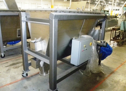 50 cu.ft. Hopper w/paddle agitation & discharge auger, Stainless Steel, 72" L x 46" width x 12" straight - Image 2