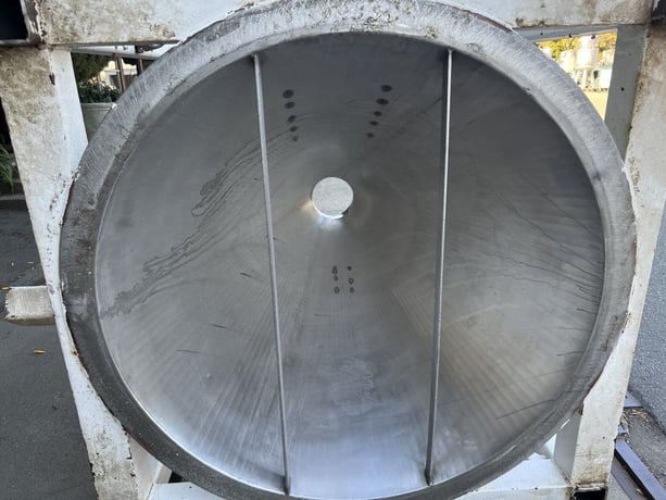 7.5 cu.ft. Conical Hopper, Stainless Steel, 42" inside diameter x 46" deep, 6.5" diameter Flanged discharge - Image 4