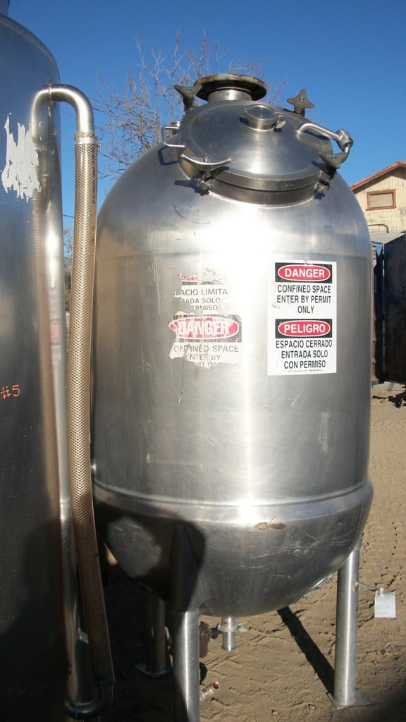 150 gallon Lee Industries #150VP, Vacuum Rated Kettle, Stainless Steel, 42" diameter x 44" deep Kettle, 2" - Image 2