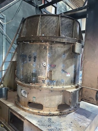 IPEC #7000, Attrition Mill/Air Swept Mill, Carbon Steel, 72" diameter x 76" H milling chamber, 4" diameter - Image 5