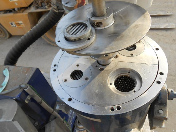Union Process #Q2, Attritor Mill, 9" diameter x 10.5" deep jacketed mixing can, 2" side bottom outlet, 10 - Image 4