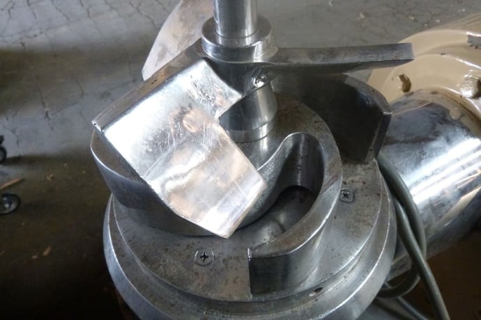 Shing Tse Machinery, Hammer Mill, Herb Grinder/Pulverizer, 8" diameter x 10" H Chamber, 10" x 7" inlet, 2 HP - Image 4