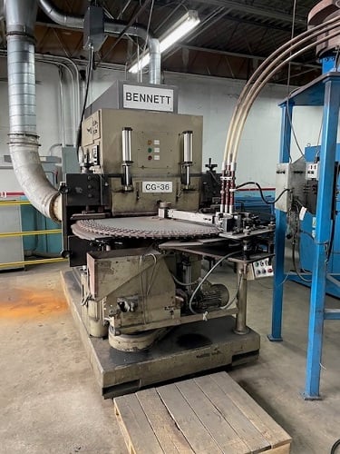 Bennett #CG-36, 36" auto feed spring grinder, top power head, 30" feed bowl, w/motor & controls - Image 1