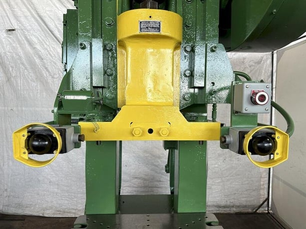 60 Ton, Minster #6, OBI Punch Press, 8" stroke, 17" Shut Height, 3" slide adj., 32" x 21" bed, 90 SPM - Image 10