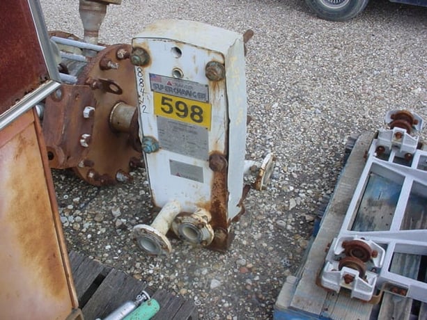 24 sq.ft., Tranter, UX-016-UJ-28, plate heat exchanger, 150 psi, (28) plates, 300&deg;F, 1996 - Image 1