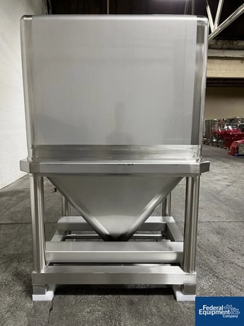 Tote Tank, Stainless Steel, 2000 Liter, with valve, cone bottom, fork access - Image 4