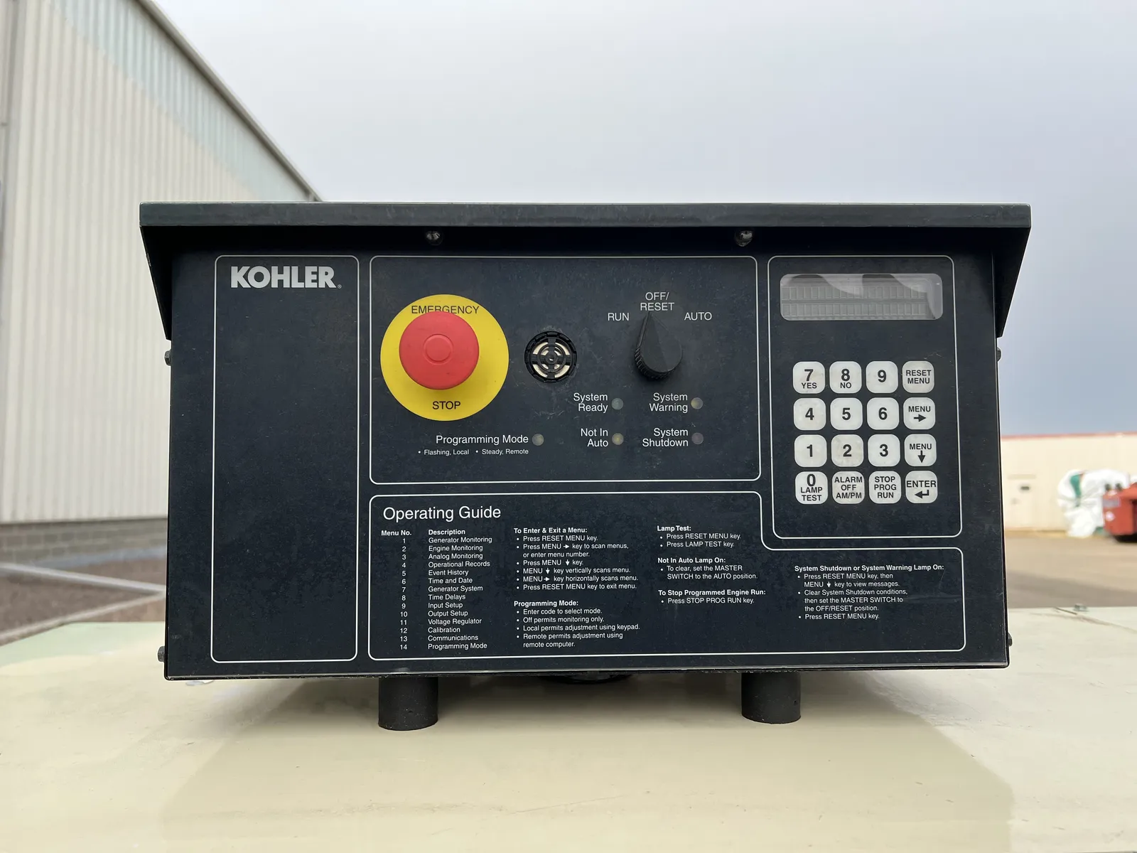 600 KW Kohler #650REOZDB, generator, enclosure mounted on trailer, 277/480 Volts, 3035 hours, 2005, #090497 - Image 5