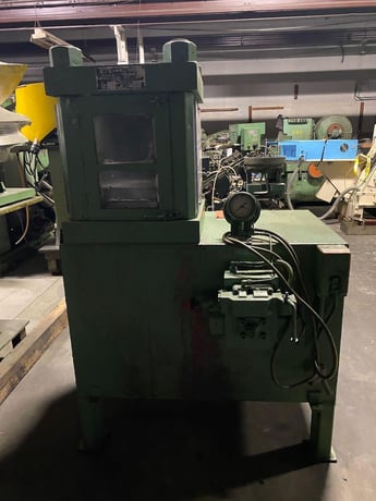 200 Ton, Modern #1A200, hydraulic 4-post hobbing press, 8" stroke, 14" LR x 16" FB - Image 1
