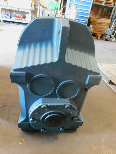 Sew Eurodrive #FA127AM256, Sew-Eurodrive Parallel Shaft Helical Gear Reducer, 114.34:1 Ratio, New - Image 5