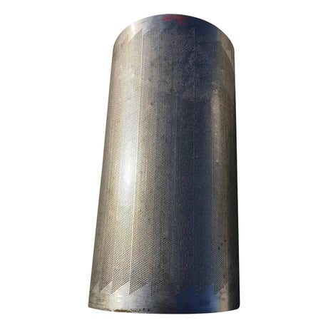 FMC, Pulper Finisher Screen, .090, 36" L, 16" W, 36" height, 10 lbs. - Image 1
