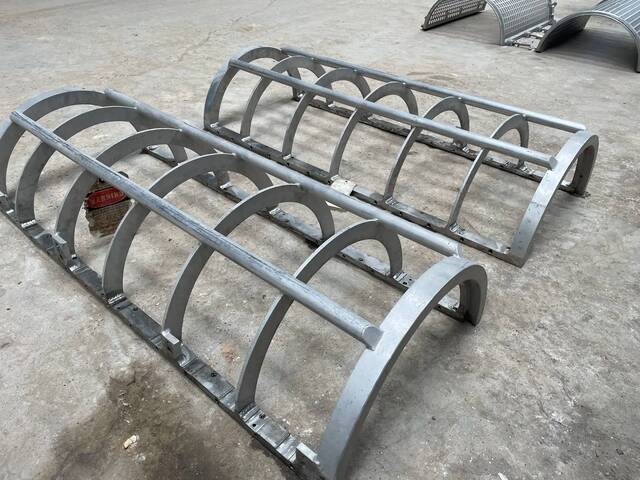 FMC Finisher, Screen Cage, 39" L, 12" W, 85 lbs. - Image 8