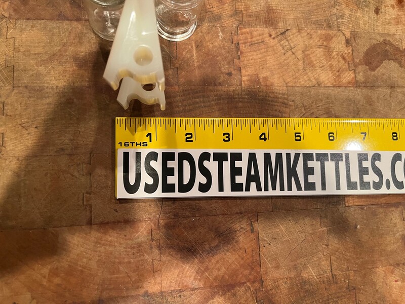 Kettle Scraper Finger, poly scraper blade, 3.5" W x 4.5" L, fits Hamilton, Cleveland, & others, 2023 - Image 5
