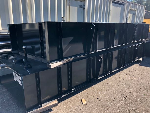1100 gallon Double wall sub base diesel fuel tank, 158.86" L x 39.37" W x 31.46" H, new surplus - Image 1