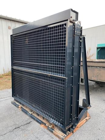 #44CTD, radiator, includes pedestal, 2013 - Image 1