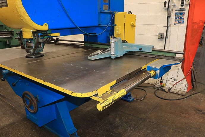 30 Ton, Strippit #Super-30/30, semi-auto single station punch press, 5/8" stroke, 30" throat, 3.5" hole - Image 6