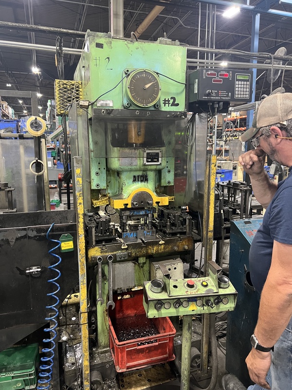 39 Ton, Aida #NC1-35(1), single crank gap frame press, 1.96" stroke, 7.87" Shut Height, 1.96" adj., 90-200 - Image 2