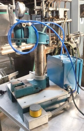 Air-Mite #AP4, Air-Mite Press Bench Air Clicker Press, 1.5 stroke custom, 110 electric switches, 120 psi - Image 3