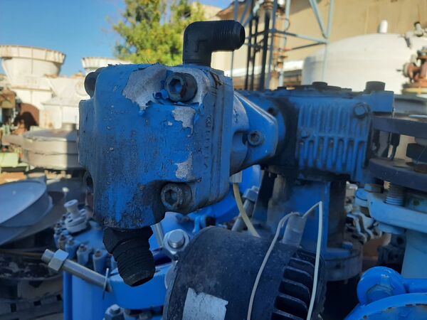 50 gallon Pfaudler, Glass-Lined Reactor, 24" diameter x 24" straight side, 1.5" discharge, 150 psi/FV @ 450 F - Image 10