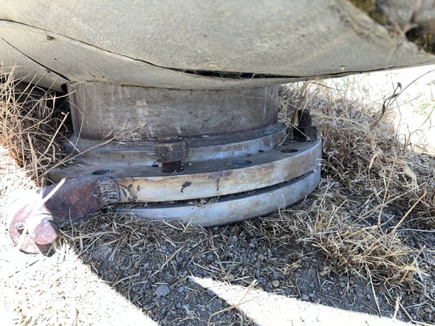 200 gallon Stainless Steel Tank, 30" diameter x 60" straight side, 3' H cone, 3" center bottom discharge, 4" - Image 7