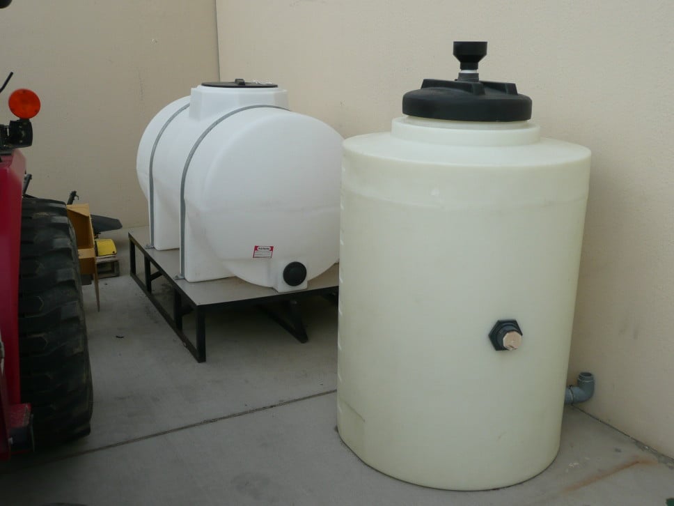 200 gallon Poly Processing Company, Polyethylene Vertical Tank - Image 1
