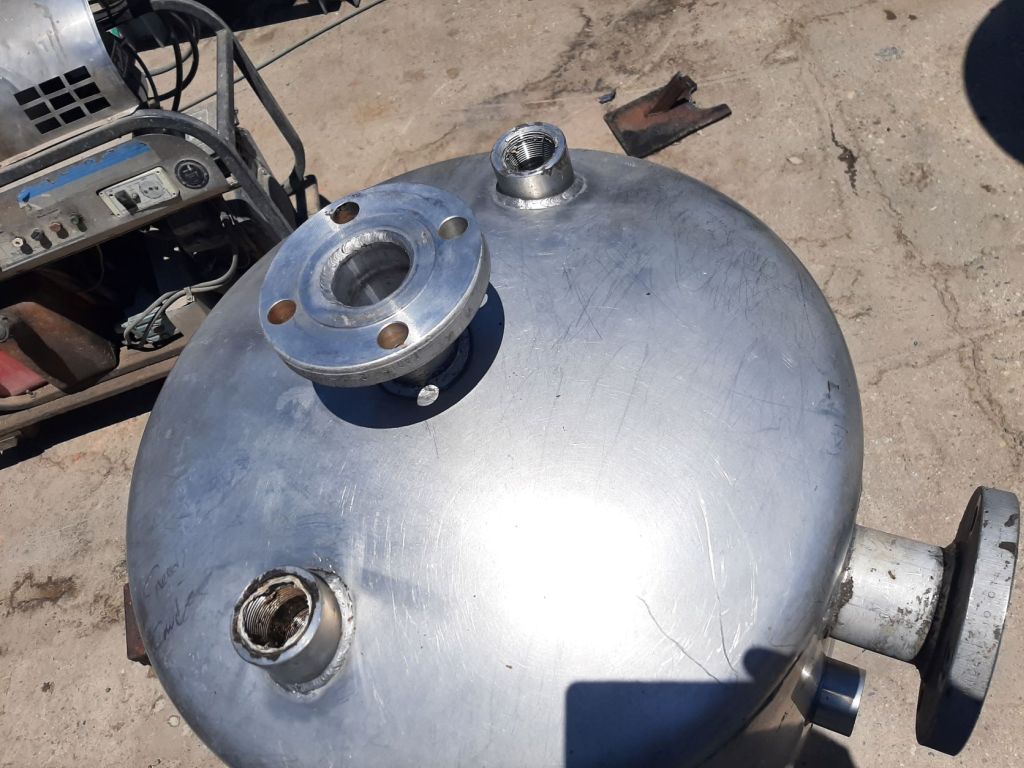 50 gallon Ce Howard Howard, Stainless Steel Surge Tank, 24" diameter x 26" straight side Tank, 60 psi @ - Image 4