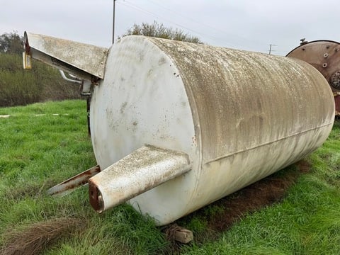 1200 gallon 65 psi, 78" x 174", Linde Corporation, Cryogenic Tank, Stainless Steel, 6' 6" diameter x 14' 6" H - Image 1