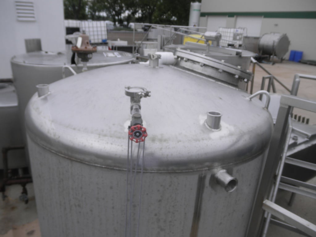 500 gallon Walker Hold, Stainless Steel Pressure Tank, 50" diameter x 50" straight side, 16" diameter Bolted - Image 5