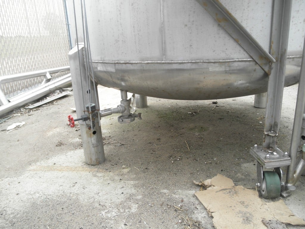 500 gallon Walker Hold, Stainless Steel Pressure Tank, 50" diameter x 50" straight side, 16" diameter Bolted - Image 8
