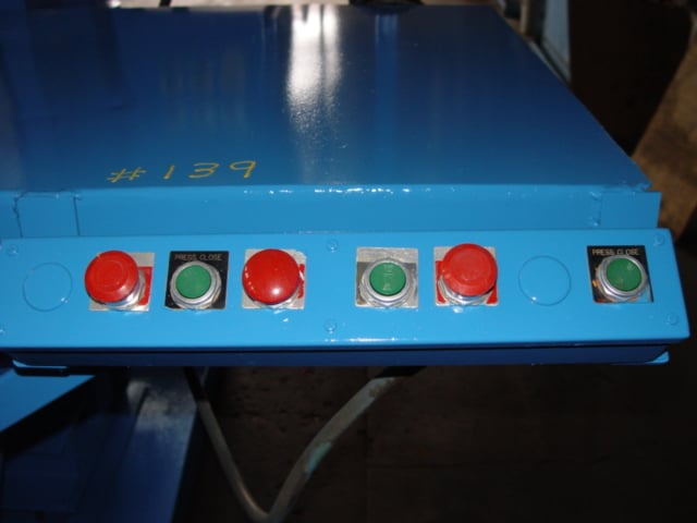314 Ton, Eemco, 24" x 24", up-act slab side, 18" stroke, 21" daylight, elec.platens, 20" ram, #139 - Image 3